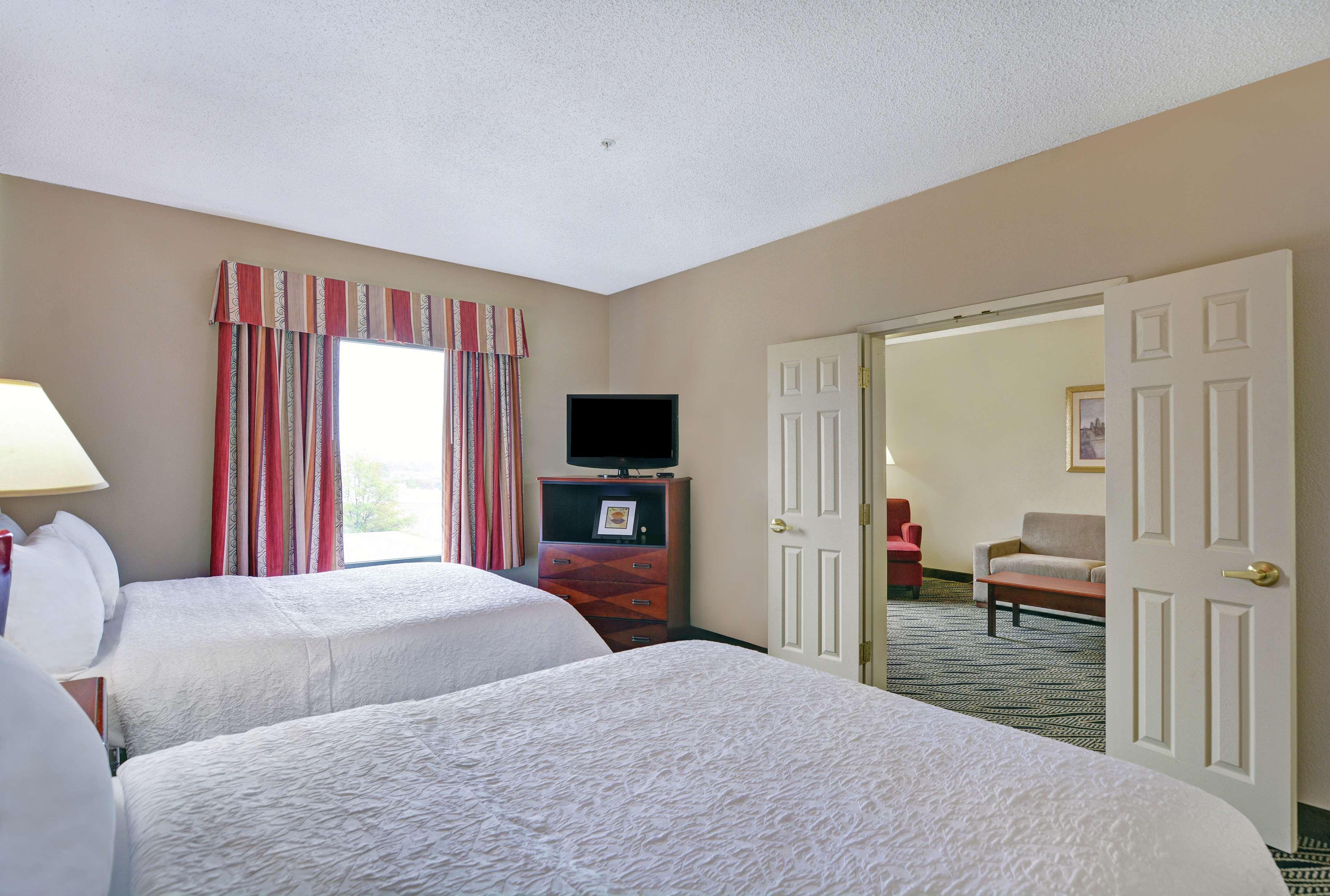 Hampton Inn Fayetteville Exterior foto